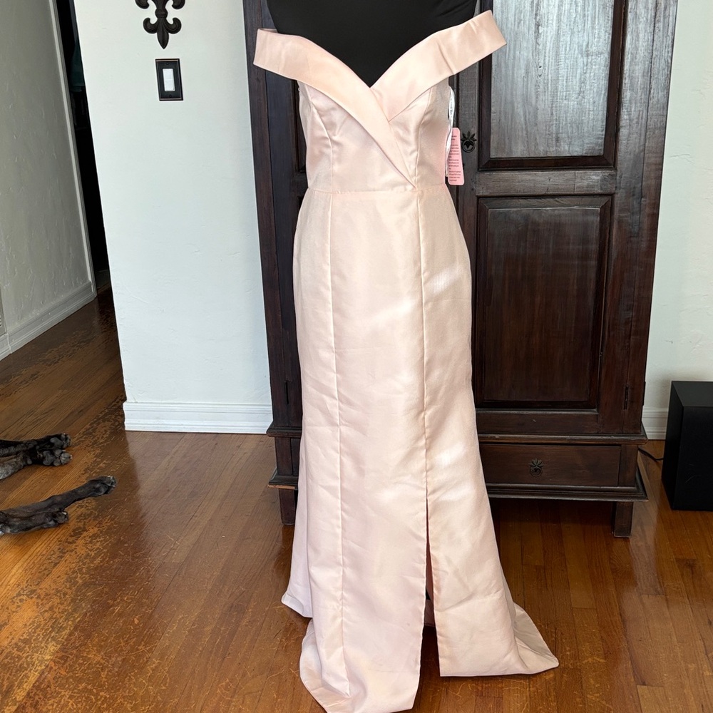 NWT.. ALFRED SUNG Strapless Light Pink Dress